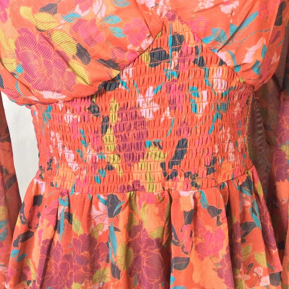 Dr 2 Floral Blouse Size Small NWOT - Picture 4 of 10